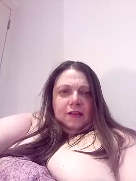 HotHornyEmmaX online show from 02-18-25, 05:21