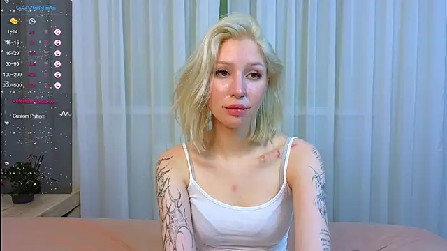 Snapshot of SallyCha chatting on 01-21-25, 12:25 SallyCha online show from 01-21-25, 12:25