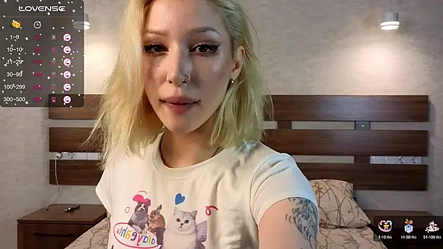 Snapshot of SallyCha chatting on 02-03-25, 07:21 SallyCha online show from 02-03-25, 07:21