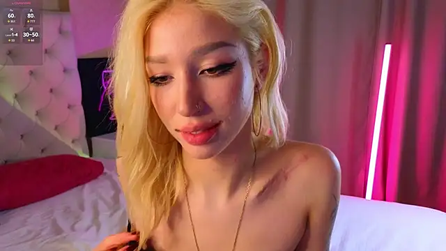 Snapshot of SallyCha chatting on 12-01-25, 07:46 SallyCha online show from 12-01-25, 07:46