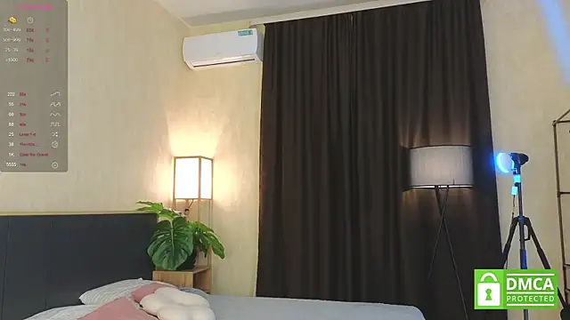 Snapshot of beatrishaa chatting on 02-20-25, 03:08 beatrishaa online show from 02-20-25, 03:08