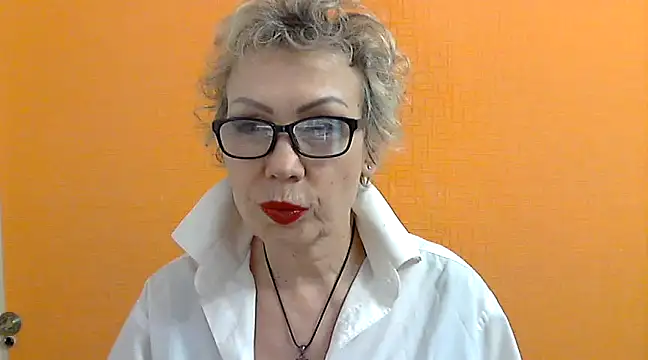 NessyJenixs online show from 03-07-25, 09:17