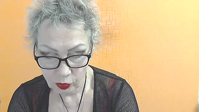 NessyJenixs online show from 12-23-25, 07:39