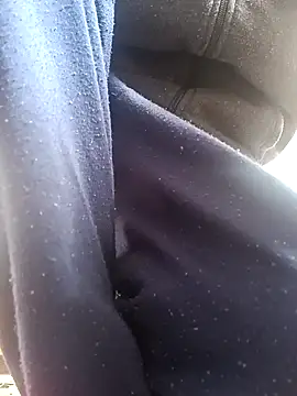 Snapshot of cingonduro chatting on 01-24-25, 09:28 cingonduro online show from 01-24-25, 09:28