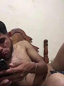 Snapshot of Ulises99 chatting on 03-15-25, 10:24 Ulises99 online show from 03-15-25, 10:24