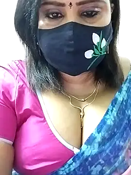 Queenflowerr online show from 09-11-25, 05:40