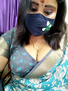 Queenflowerr online show from 03-28-26, 04:50