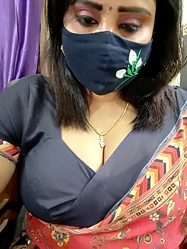 Queenflowerr online show from 03-30-26, 08:21