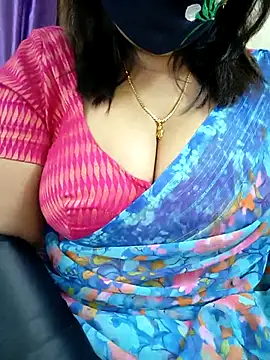 Queenflowerr online show from 03-31-26, 05:02