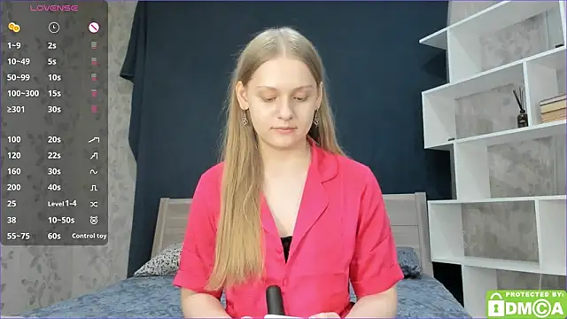 Snapshot of onelovelyalice chatting on 02-18-25, 01:00 onelovelyalice online show from 02-18-25, 01:00