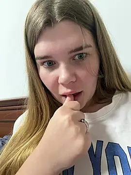 ella zzz online show from 02-03-26, 08:03