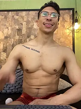 ApoloCruz online show from 12-22-25, 10:29