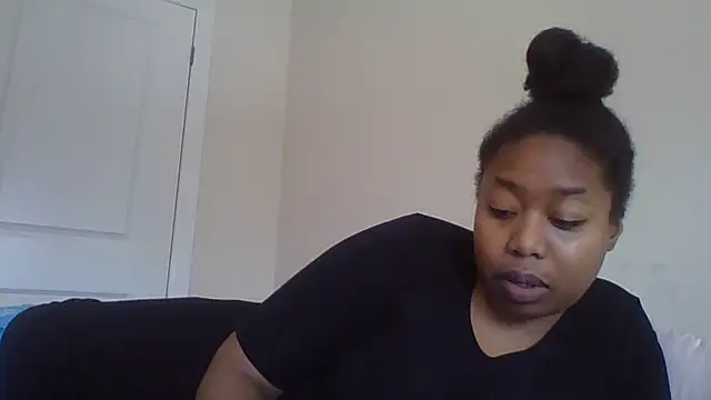 angeliquebelcali online show from 02-24-25, 06:36