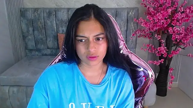 Snapshot of lilith_petit_sub chatting on 01-31-25, 04:06 lilith petit sub online show from 01-31-25, 04:06