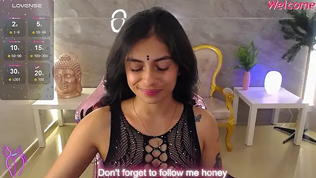 Snapshot of lilith_petit_sub chatting on 02-23-25, 07:55 lilith petit sub online show from 02-23-25, 07:55