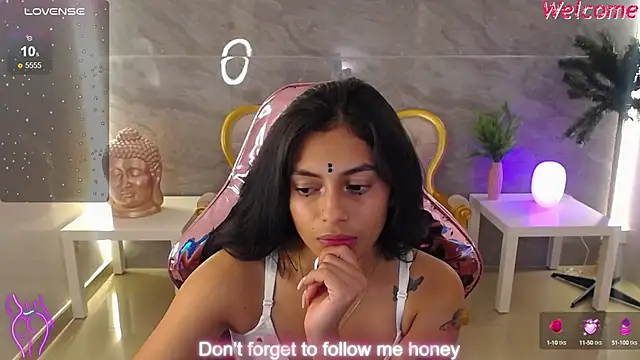 Snapshot of lilith_petit_sub chatting on 02-23-25, 11:00 lilith petit sub online show from 02-23-25, 11:00