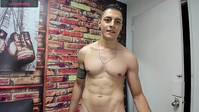 Snapshot of Frank_Millers chatting on 01-29-25, 11:14 Frank Millers online show from 01-29-25, 11:14