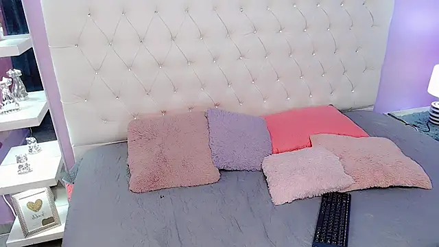 Rosebigcok online show from 02-01-25, 11:37