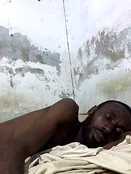 Snapshot of onewinnertee chatting on 11-12-25, 05:46 onewinnertee online show from 11-12-25, 05:46