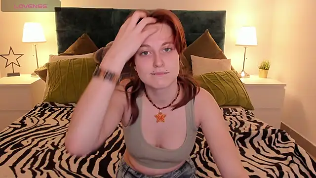 Snapshot of Jiffyyo chatting on 02-01-25, 08:39 Jiffyyo online show from 02-01-25, 08:39