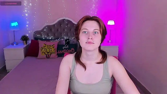 Snapshot of Jiffyyo chatting on 02-02-25, 10:02 Jiffyyo online show from 02-02-25, 10:02