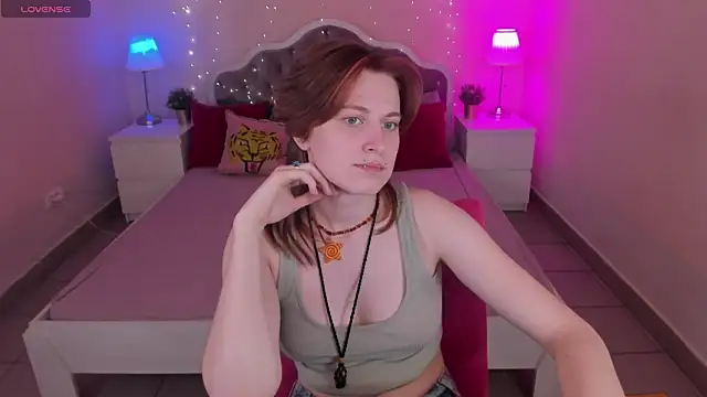 Snapshot of Jiffyyo chatting on 02-09-25, 01:33 Jiffyyo online show from 02-09-25, 01:33