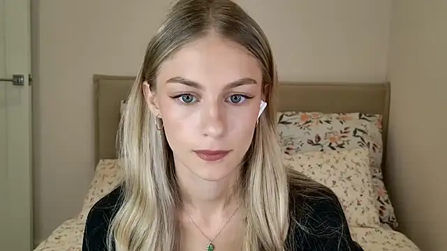 GabriellaOlsen online show from 09-19-25, 11:11