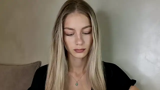 GabriellaOlsen online show from 09-28-25, 09:58