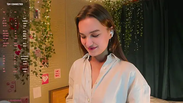 Snapshot of tempt_for_you chatting on 03-12-25, 01:30 tempt for you online show from 03-12-25, 01:30