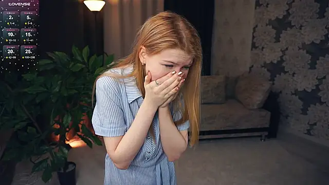 LynetHakes online show from 01-26-25, 12:43