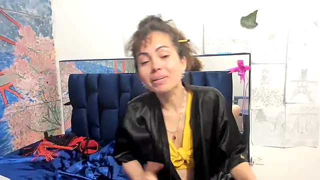 Snapshot of ShairaMarss chatting on 09-27-25, 02:27 ShairaMarss online show from 09-27-25, 02:27