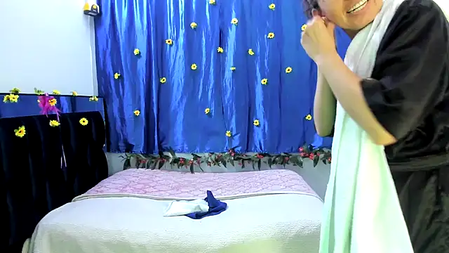 Snapshot of ShairaMarss chatting on 10-11-25, 09:13 ShairaMarss online show from 10-11-25, 09:13