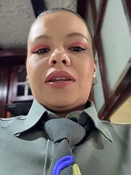 Ariana-07 online show from 10-17-25, 01:35