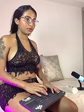 Snapshot of genesissara chatting on 02-06-25, 10:21 genesissara online show from 02-06-25, 10:21