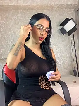 Snapshot of genesissara chatting on 09-13-25, 11:59 genesissara online show from 09-13-25, 11:59