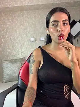 Snapshot of genesissara chatting on 05-15-26, 11:01 genesissara online show from 05-15-26, 11:01