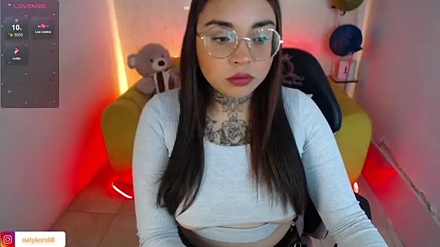 Snapshot of natyk_m chatting on 01-30-25, 01:21 natyk m online show from 01-30-25, 01:21