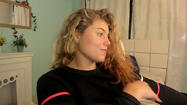 alaia greyy online show from 02-04-25, 05:23