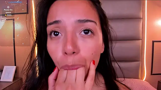 CAYLINCOLLINS online show from 02-22-25, 10:07