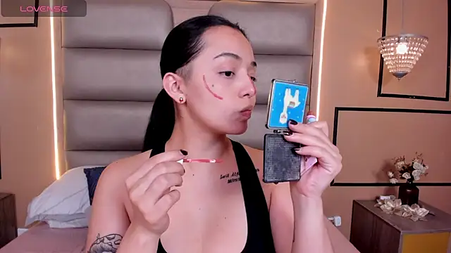 CAYLINCOLLINS online show from 11-15-25, 03:26