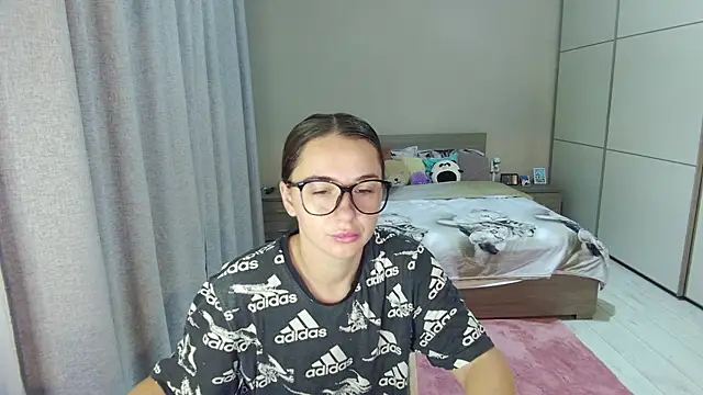 singletrouble online show from 10-11-25, 04:22