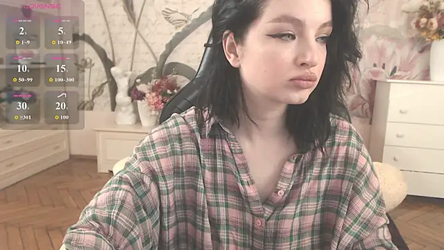 BritneyBarker online show from 03-20-26, 04:39