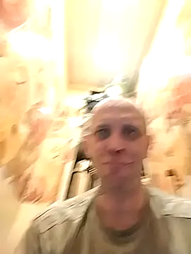 Snapshot of MaxDevilWhite chatting on 09-29-25, 12:05 MaxDevilWhite online show from 09-29-25, 12:05