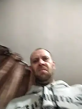 MaxDevilWhite online show from 01-15-26, 06:00