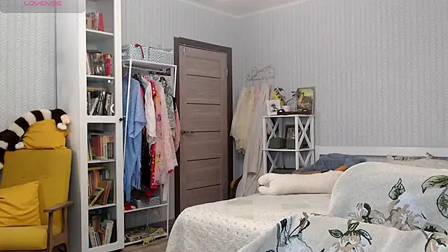 Snapshot of Soffya_Soy chatting on 06-14-26, 06:54 Soffya Soy online show from 06-14-26, 06:54