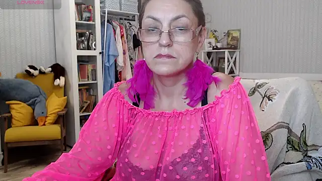 Snapshot of Soffya_Soy chatting on 06-15-26, 07:27 Soffya Soy online show from 06-15-26, 07:27
