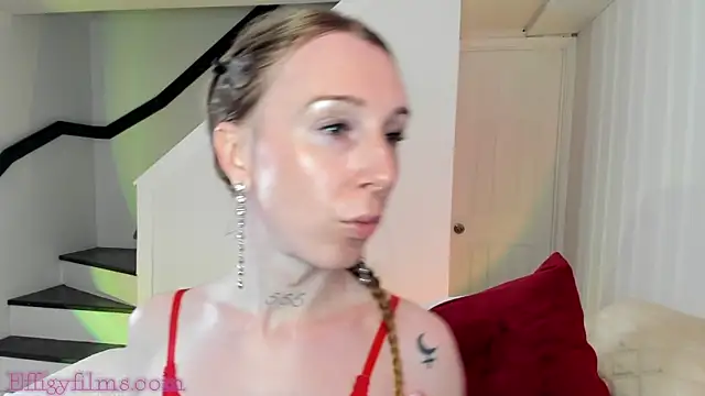 StarDuvall online show from 04-25-26, 12:02