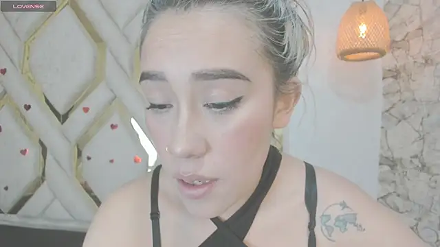 Lannajansen online show from 03-15-25, 06:21