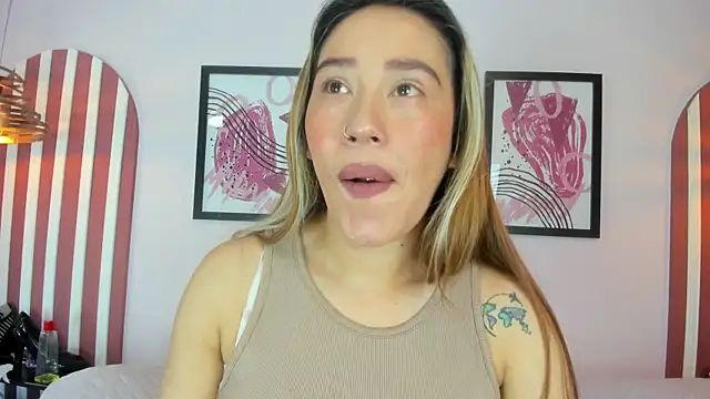 Lannajansen online show from 09-28-25, 02:44