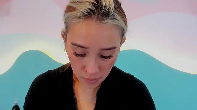 Lannajansen online show from 02-13-26, 01:40